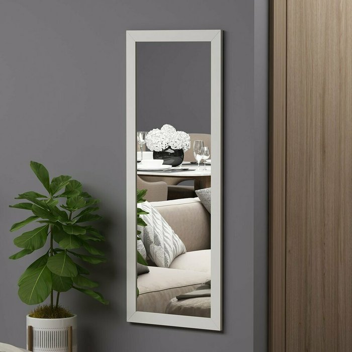 Настенное зеркало 40х105 в раме белого цвета - купить Настенные зеркала по цене 19502.0