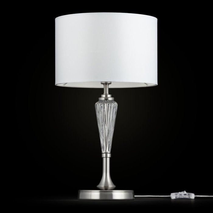 Настольная лампа Alicante с белым абажуром - лучшие Настольные лампы в INMYROOM