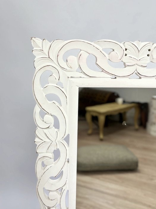 Настенное зеркало White Classic в белой раме - лучшие Настенные зеркала в INMYROOM Настенное зеркало White Classic в белой раме - лучшие Настенные зеркала в INMYROOM