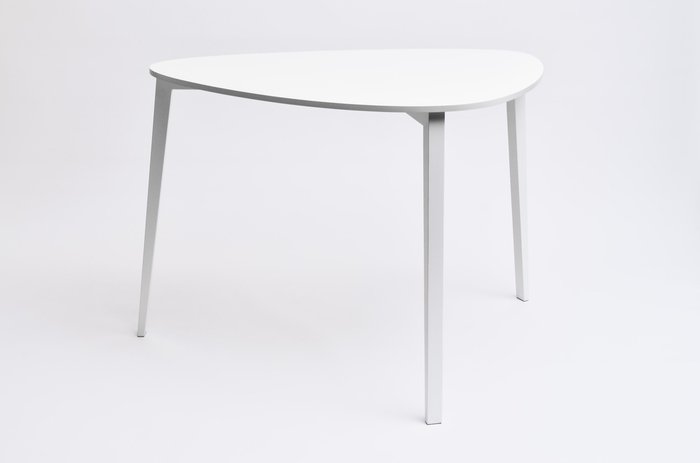 Стол обеденный Shell белого цвета - купить Обеденные столы по цене 26781.0