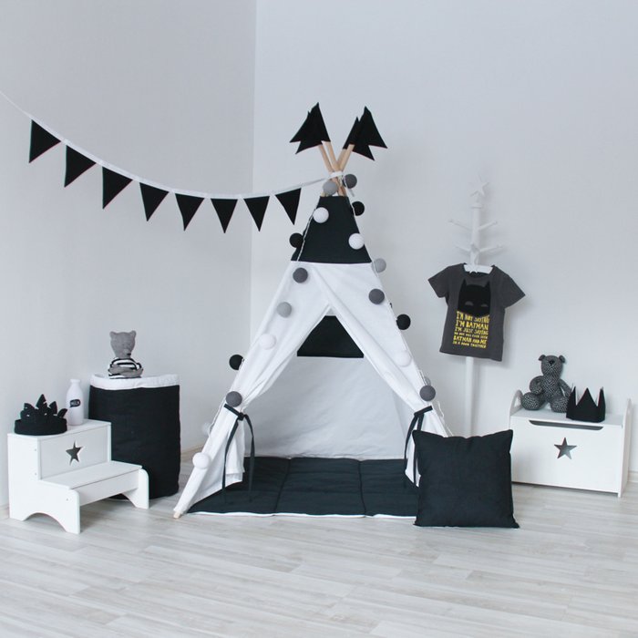 Стеганый игровой коврик Black&White - купить Ковры для детской по цене 1790 Стеганый игровой коврик Black&White - купить Ковры для детской по цене 1790