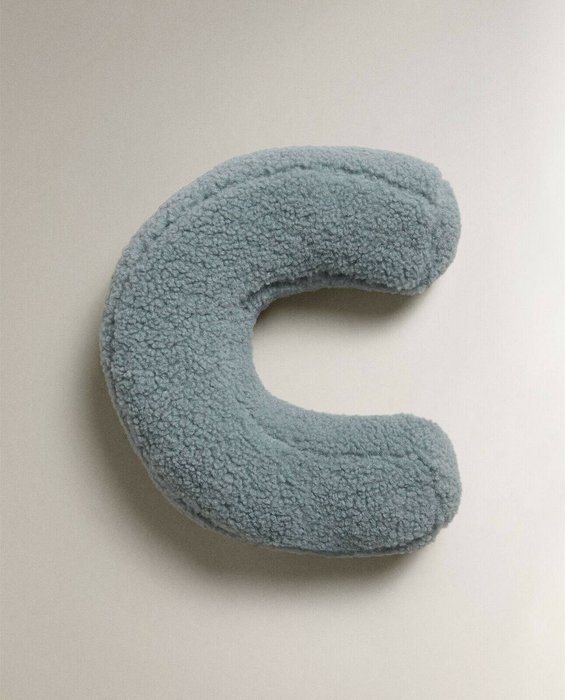 Детская подушка Letter c