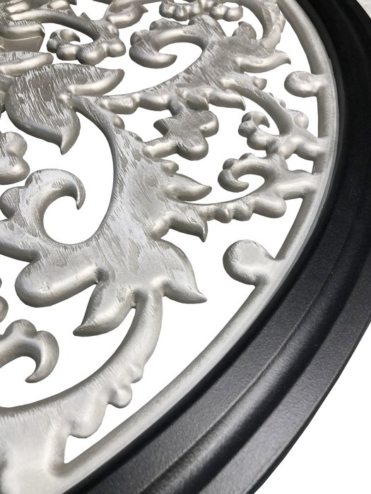 Настенные часы Refined серебристого цвета - купить Часы по цене 47000.0