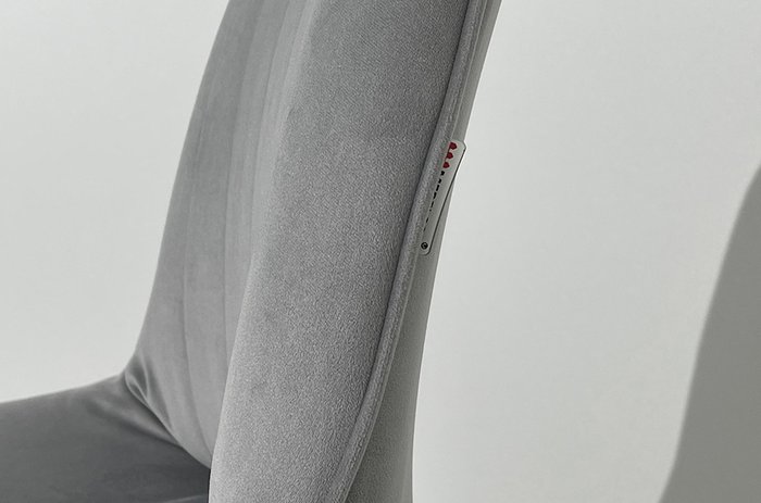 Стул Лари серого цвета с белыми ножками - купить Обеденные стулья по цене 6580.0