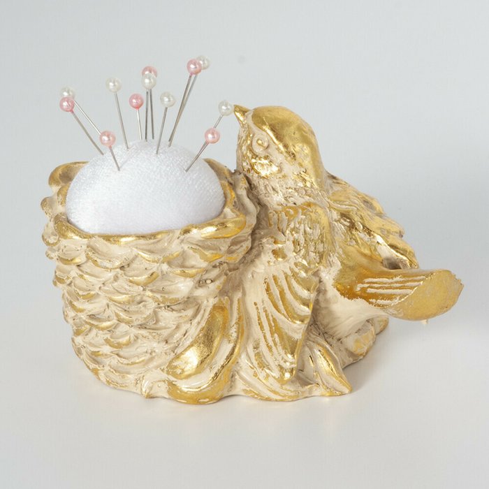 Игольница Птичка Терра кремово-золотого цвета - купить Фигуры и статуэтки по цене 1891.0