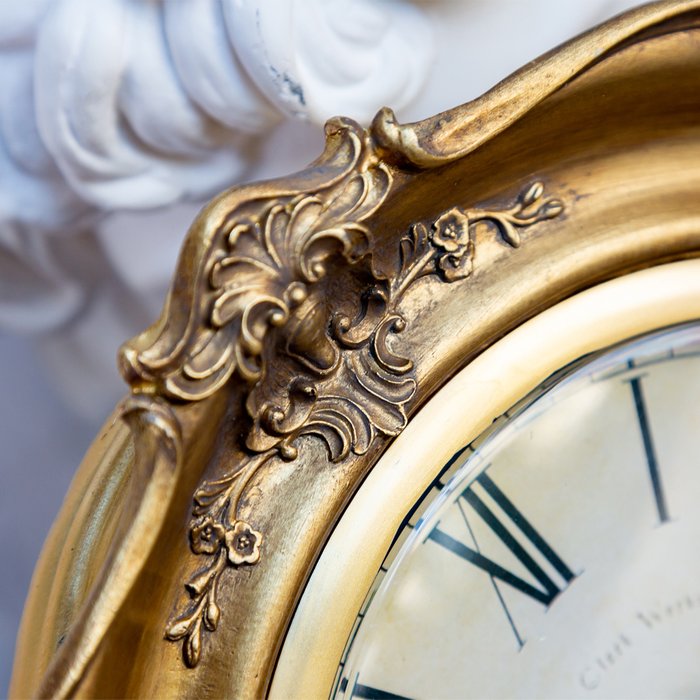 Часы настенные Шанталь золотого цвета - лучшие Часы в INMYROOM