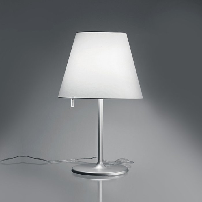 Настольная лампа Artemide "Melampo" - лучшие Настольные лампы в INMYROOM