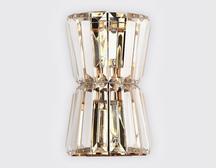 Настенный светильник Traditional золотого цвета - купить Бра и настенные светильники по цене 5496.0