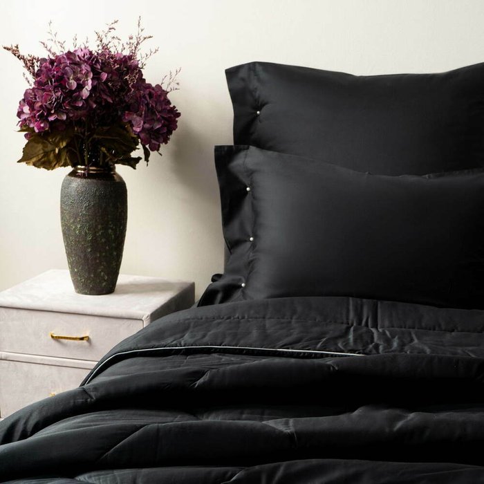 Одеяло Premium Mako 220х240 черного цвета - лучшие Одеяла в INMYROOM