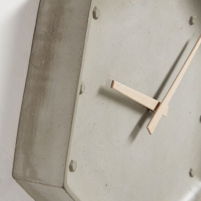Настенные часы Warton серого цвета - купить Часы по цене 4090.0