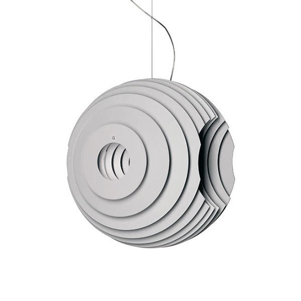 Подвесной светильник Foscarini SUPERNOVA  выполнен из параллельно соединенных дисков из металла