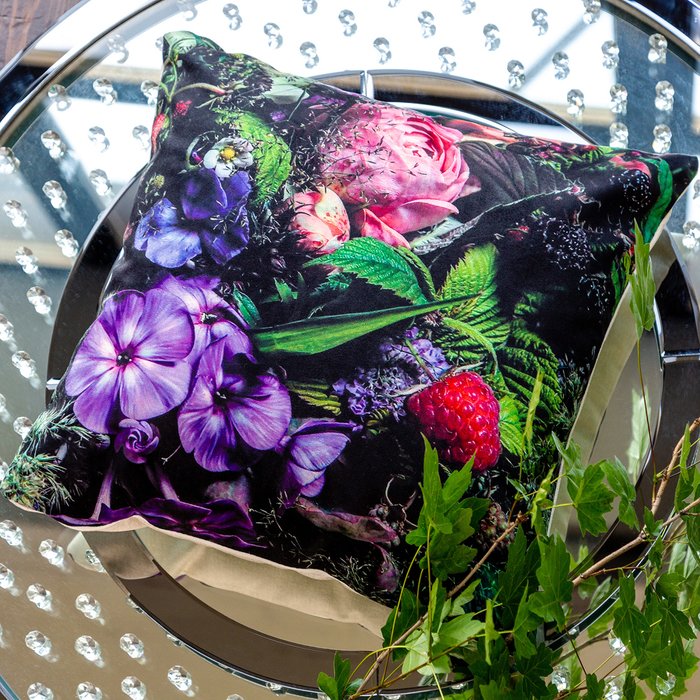 Декоративная подушка Passion Flower с чехлом из полиэстера - купить Декоративные подушки по цене 2000.0