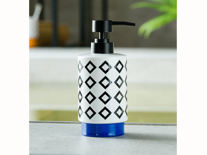 Дозатор для жидкого мыла Memphis бело-черного цвета - лучшие Диспенсеры для мыла в INMYROOM