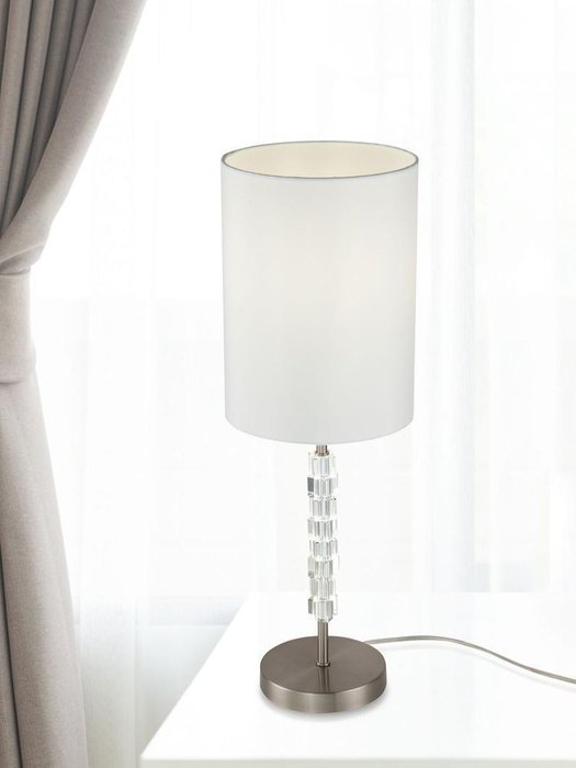 Настольная лампа Cube с белым абажуром - купить Настольные лампы по цене 7300.0