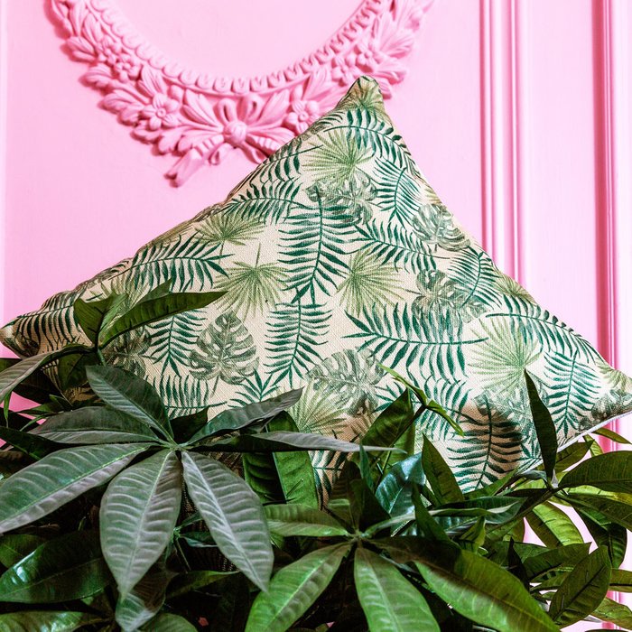 Интерьерная подушка Зеленые джунгли 45х45 - лучшие Декоративные подушки в INMYROOM