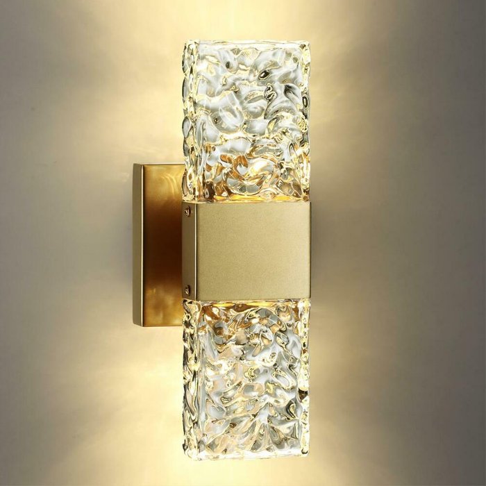 Настенный светильник Ricci золотого цвета - лучшие Бра и настенные светильники в INMYROOM