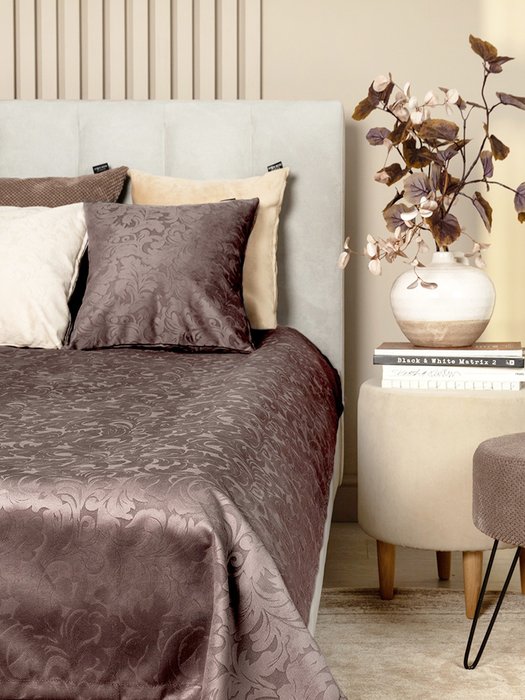 Декоративная подушка Ameli Brown 45х45 коричневого цвета - купить Декоративные подушки по цене 649.0