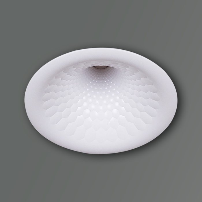 Точечный светильник 81120-9.0-001 LED5W WT (пластик, цвет белый) Точечный светильник 81120-9.0-001 LED5W WT (пластик, цвет белый)