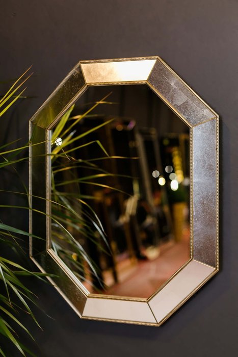 Зеркало настенное Aristocrat серо-бронзового цвета - купить Настенные зеркала по цене 32000.0