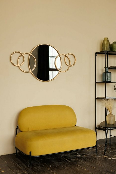 Настенное зеркало Olimp золотого цвета - лучшие Настенные зеркала в INMYROOM