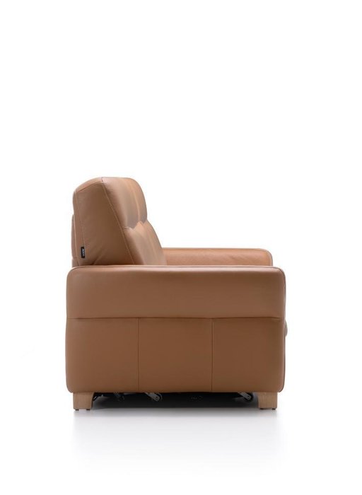 Прямой кожаный диван Eklipso коричневого цвета - лучшие Прямые диваны в INMYROOM
