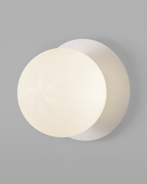 Настенно-потолочный светильник Covey бело-серого цвета - купить Бра и настенные светильники по цене 5990.0