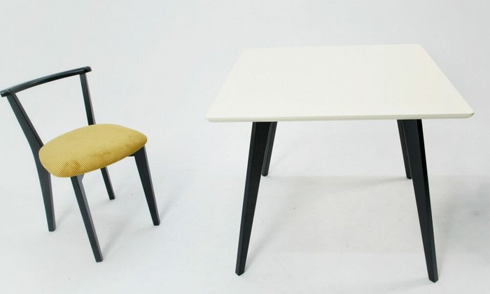 Обеденный стол Arki М 90 черно-белого цвета - лучшие Обеденные столы в INMYROOM