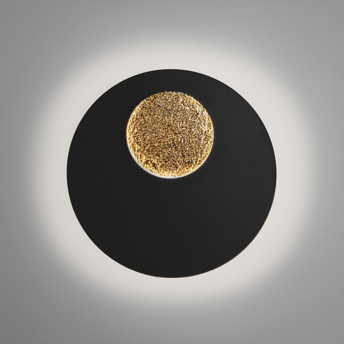 Настенный светодиодный светильник Areola черного цвета - купить Бра и настенные светильники по цене 3620.0