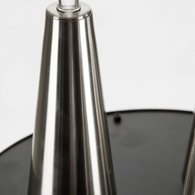 Подвесной светильник Table d’Amis с конусными абажурами из никеля - лучшие Подвесные люстры в INMYROOM
