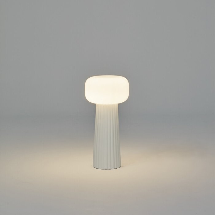 Настольная лампа Faro 7248 (стекло, цвет белый) - купить Настольные лампы по цене 26767