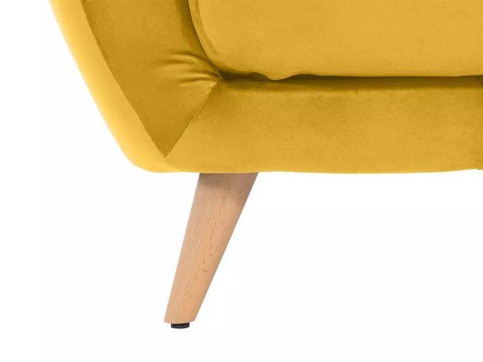 Кресло Loa горчичного цвета - лучшие Интерьерные кресла в INMYROOM