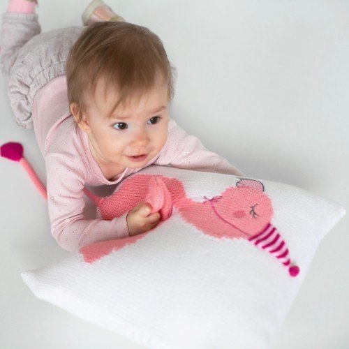Подушка Фламинго белого цвета - купить Декоративные подушки по цене 1850.0