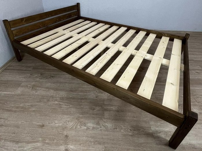Кровать Классика сосновая 140х190 цвета темный дуб - купить Кровати для спальни по цене 13048.0