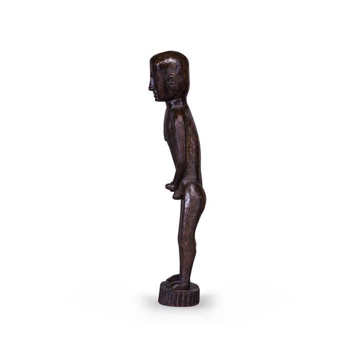 Статуэтка Totem мужчина коричневого цвета - лучшие Фигуры и статуэтки в INMYROOM