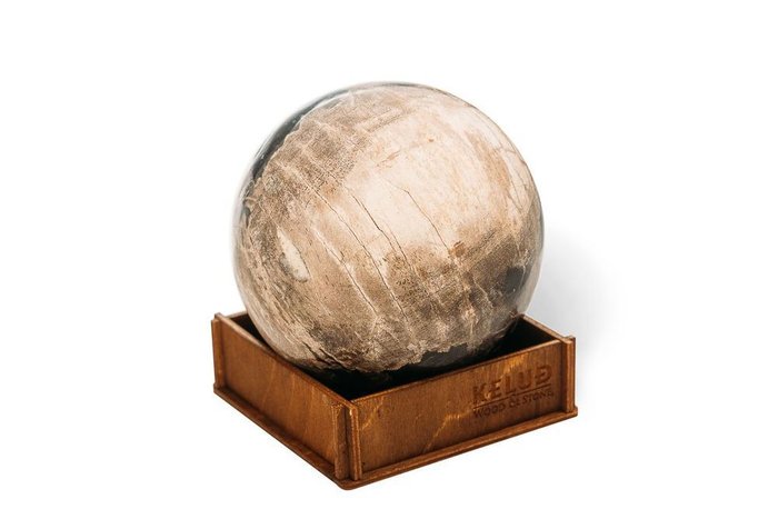 Декоративный шар из окаменелого дерева 383672 - купить Фигуры и статуэтки по цене 5150.0