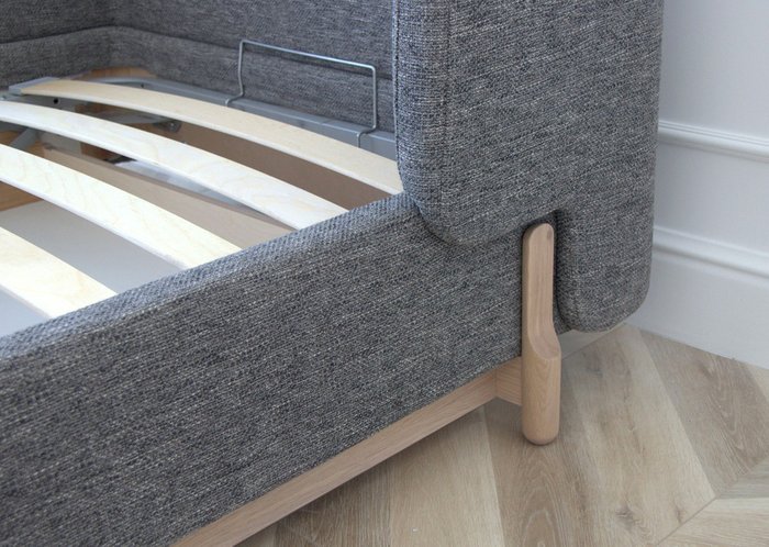 Кровать Basic 90х200 серого цвета с подъемным механизмом - лучшие Кровати для спальни в INMYROOM