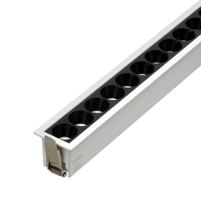 Встраиваемый белый LED светильник с драйвером, 30Вт, 4000К, 24°, 2235лм - купить Встраиваемые споты по цене 7620 Встраиваемый белый LED светильник с драйвером, 30Вт, 4000К, 24°, 2235лм - купить Встраиваемые споты по цене 7620