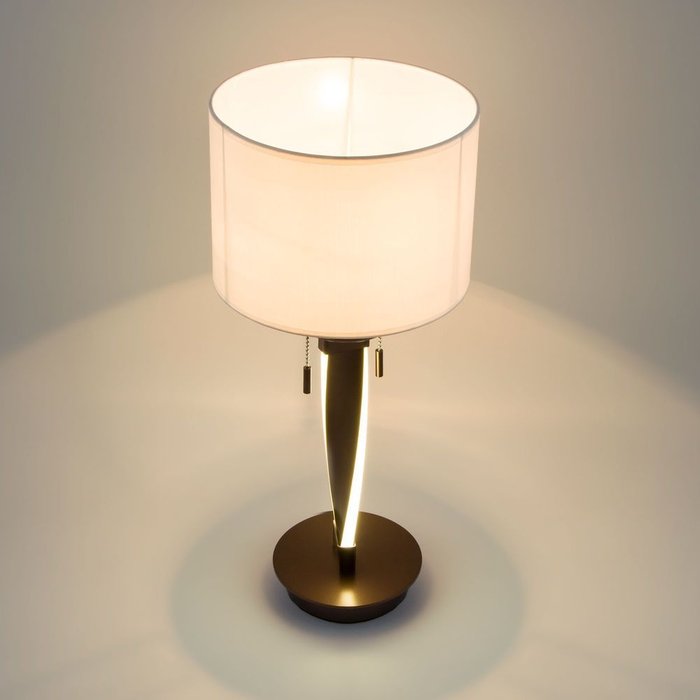 Настольная лампа со светодиодной подсветкой 991 Titan - купить Настольные лампы по цене 13300.0