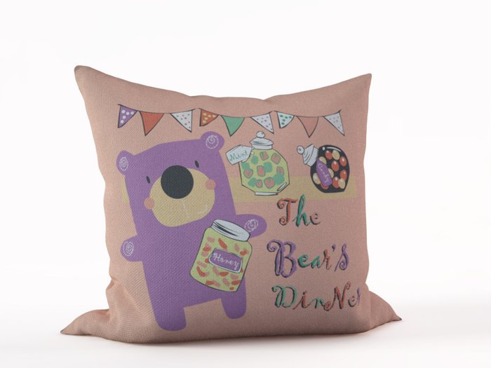 Декоративная подушка: Обед медведя