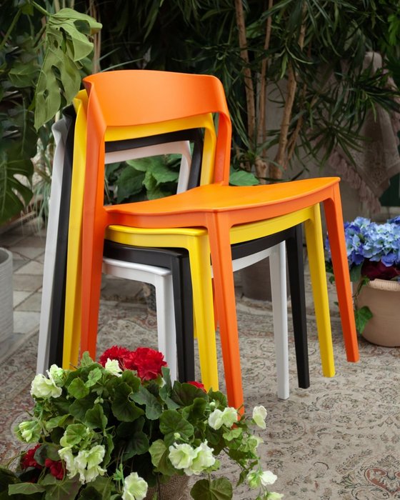 Стул Moris черного цвета - лучшие Обеденные стулья в INMYROOM