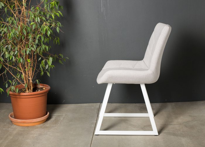 Стул Navi светло-серого цвета - купить Обеденные стулья по цене 7590.0