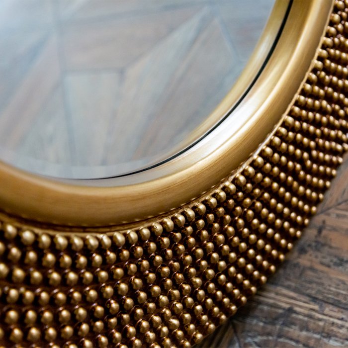 Зеркало настенное Эрман в раме золотого цвета с патиной - лучшие Настенные зеркала в INMYROOM