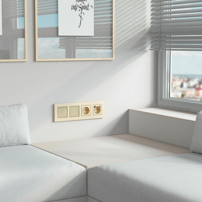 W0043511/ Рамка на 4 поста AluMax (шампань) W0043511 AluMax шампань - лучшие Розетки в INMYROOM W0043511/ Рамка на 4 поста AluMax (шампань) W0043511 AluMax шампань - лучшие Розетки в INMYROOM