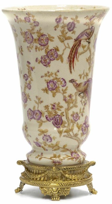 Фарфоровая ваза бежево-розового цвета - купить Вазы  по цене 16542.0