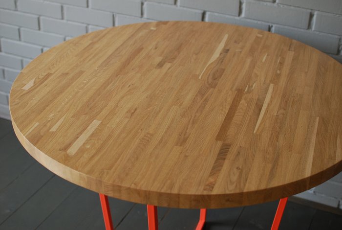 Обеденный стол Oak Round коричнево-оранжевого цвета - лучшие Обеденные столы в INMYROOM