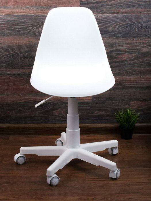 Кресло Смузи белого цвета - купить Офисные кресла по цене 5990.0