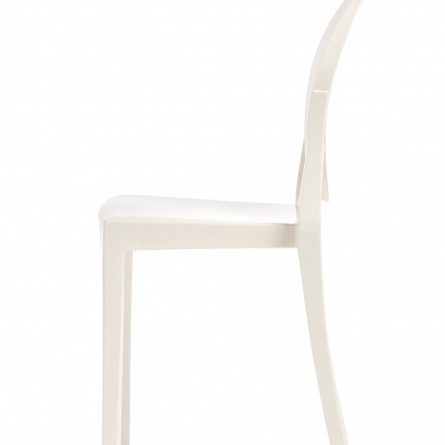 Стул из пластика бежевого цвета - купить Обеденные стулья по цене 7004.0