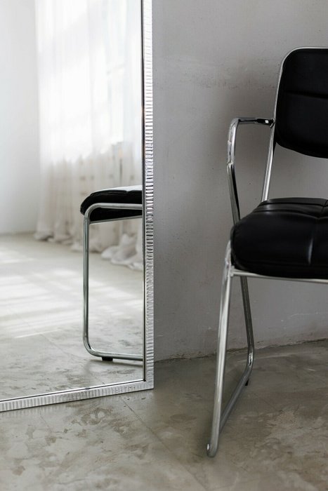 Напольное зеркало Milon серебристого цвета - лучшие Напольные зеркала в INMYROOM