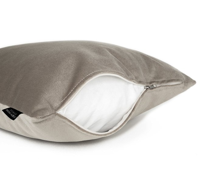 Декоративная подушка Lecco vision серо-бежевого цвета - лучшие Декоративные подушки в INMYROOM
