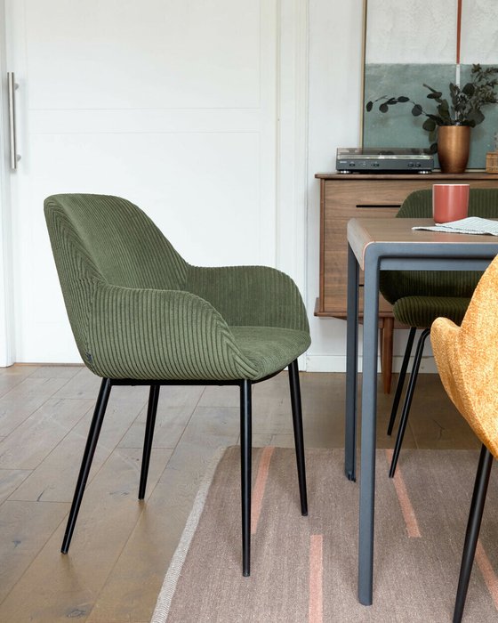 Стул Konna зеленого цвета - купить Обеденные стулья по цене 40990.0